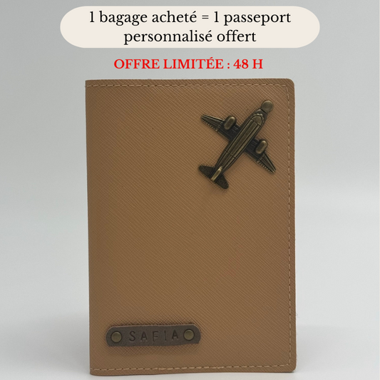 1 Etui passeport personnalisé offert pour les 30